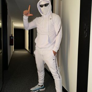CHANDAL CAPUCHA LACOSTE BLANCO