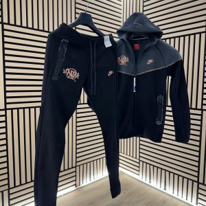 CHANDAL NIKE TECH FLEECE x SYNA x CENTRAL CEE