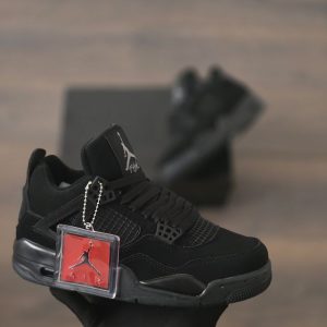 JORDAN RETRO 4 NEGRA