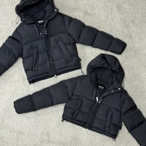 CHAQUETA TRAPSTAR IT´S SECRET NEGRA