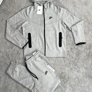 CHANDAL NIKE TECH FLEECE GRIS