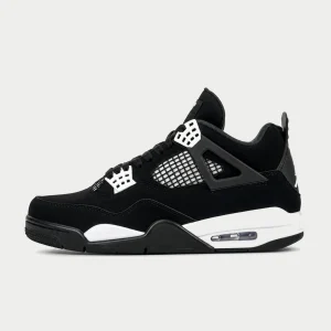 JORDAN RETRO 4 NEGRA SUELA BLANCA