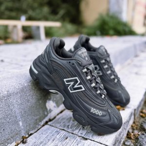 NEW BALANCE 1000 NEGRA