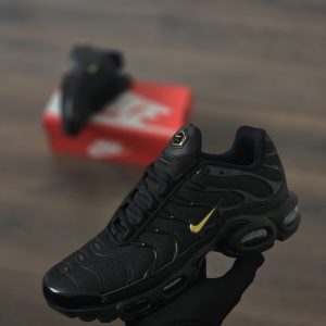 TN NEGRA LOGO ORO