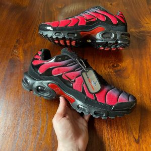 NIKE TN ROJO VANISHED