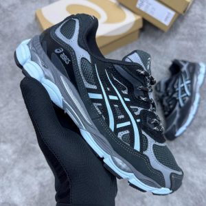 ASICS GEL NYC NEGRO CELESTE