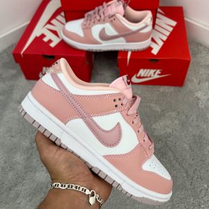 NIKE DUNK LOW SAKURA