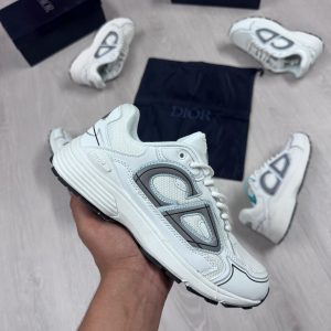 DIOR B30 BLANCA LOGO GRIS