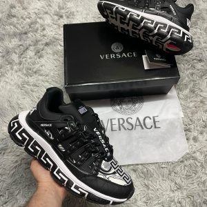 VERSACE TRIGRECA NEGRO