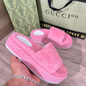 CHANCLA GUCCI TERCIOPELO ROSA