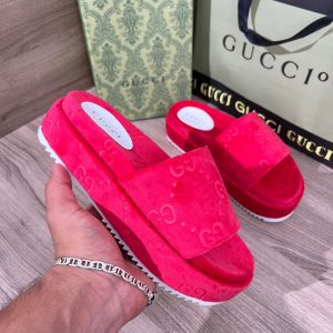 CHANCLA GUCCI TERCIOPELO ROJO