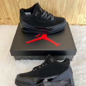 JORDAN RETRO 3 BLACK CAT