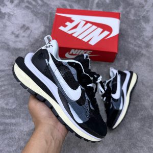 NIKE X SCAI VAPORWAFFLE BLACK WHITE
