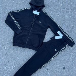 CHANDAL CAPUCHA LACOSTE NEGRO CON CIERRE