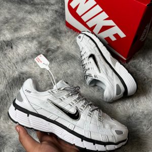 NIKE P6000 BLANCO NEGRO