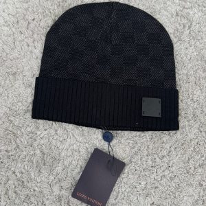 GORRO LOUIS VUITTON NEGRO