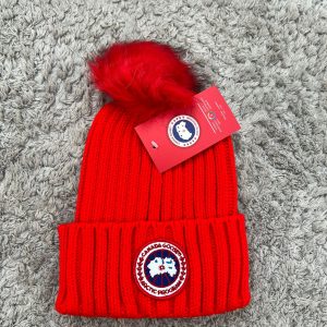 GORRO CANADA GOOSE ROJO