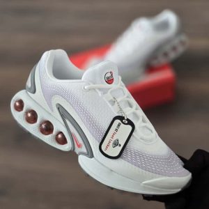 AIR MAX DN BLANCA LOGO ROJO