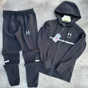 CHANDAL UNDER ARMOUR BLACK LINE