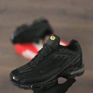 TN PLUS ULTRA BLACK