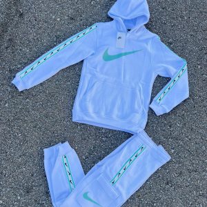 CHANDAL NIKE BLANCO LOGO AQUAMARINE