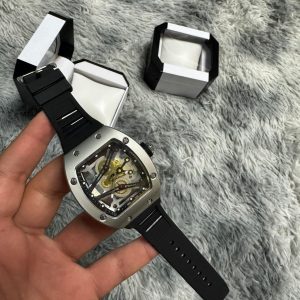 RELOJ RICHARD MILLE NEGRO PLATA ENGRANAJE DORADO