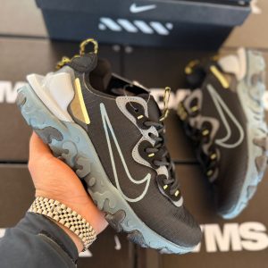 NIKE REACT NEGRO SUELA GRIS TELA INVIERNO