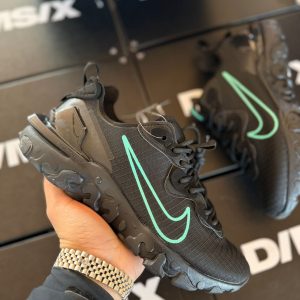 NIKE REACT NEGRO LOGO VERDE TELA INVIERNO
