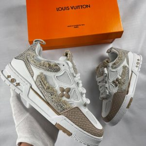 LOUIS VUITTON SKATE DIAMANTE BEIGE BLANCO