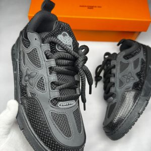LOUIS VUITTON SKATE DIAMANTE TOTAL NEGRO