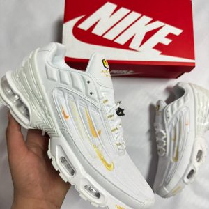 TN TUNED BLANCA TRIPLE LOGO AMARILLO