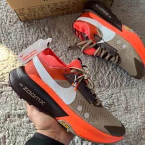 NIKE AIR ZOOM ZEGAMA TRAIL 2 ORANGE