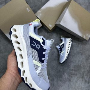 ON RUNNING CLOUDNOVA GRIS