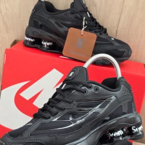 SHOX  SUPREME NEGRA