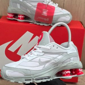 SHOX  SUPREME BLANCA GRIS