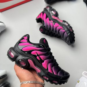 TN NEGRA FUCSIA