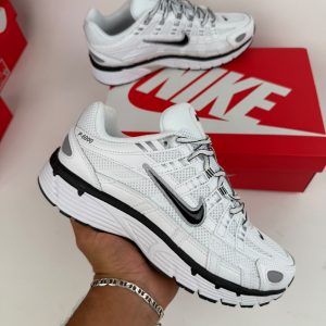 NIKE P6000 BLANCO Y NEGRO