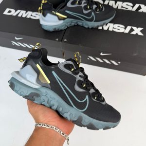 NIKE REACT 2026