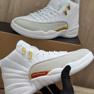 JORDAN 12 BLANCA ORO