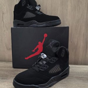 JORDAN 12 NEGRA