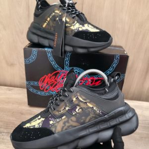 ZAPATILLAS VERSACE NEGRA CON ORO