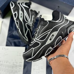 DIOR B22 NEGRA