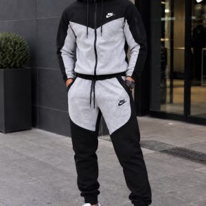 CHANDAL NIKE TECH NEGRO GRIS