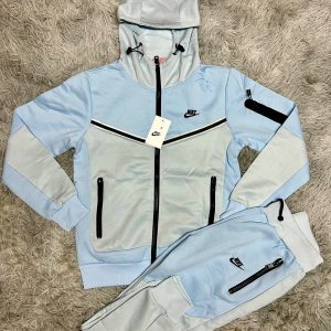 CHANDAL NIKE TECH LIGHT BLUE