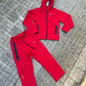 CHANDAL NIKE TECH NOCTA ROJO