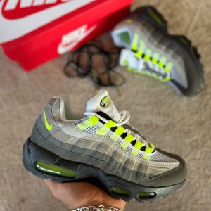 AIR MAX 95 GRIS FLUOR